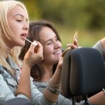 Machiajul pentru femeile cu ten alb: culori potrivite și trucuri utile