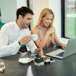 Cum să gestionezi proprietatea datelor în parteneriatele de tip joint venture