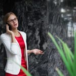 Semne că ai nevoie de un stil de viață mai blând cu tine