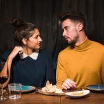 Idei pentru întâlniri în cuplu care nu presupun restaurant sau cinema
